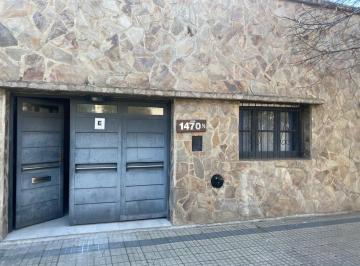 PH de 5 ambientes, La Plata · 27 y 62 - Venta - PH Al Fte. Garage, Verde, 2 dorm.(Alquilada - con Clausula de Venta).