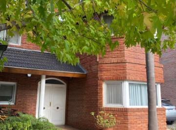 Casa de 6 ambientes, San Miguel · Casa en Venta. Barrio El Portal del Sol. Oportunidad.