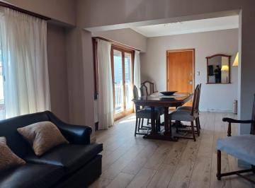Departamento · 88m² · 4 Ambientes · Venta Departamento 4 Ambientes a La Calle con Balcon