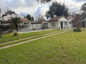 TAV-TAV-7040_2 · Venta Casa Lote 348 m C/pileta, Villa Udaondo, Ituzaingo