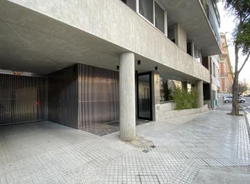 Departamento · 106m² · 4 Ambientes · 1 Cochera · Semipiso de Categoría. Parrilla en Balcón. Amplio