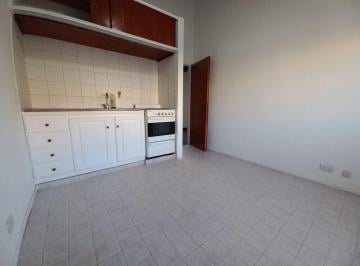 Departamento · 60m² · 3 Ambientes · 1 Cochera · Departamento en Alquiler 3 Amb con Cochera, Victoria
