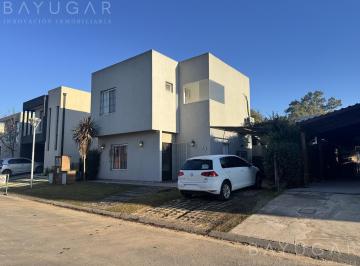 Casa · 119m² · 4 Ambientes · 2 Cocheras · Alquiler Casa - Barrio Privado El Aljibe - Bajas Expensas