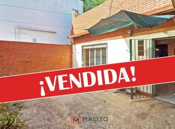 Departamento · 40m² · 2 Ambientes · Venta PH 2 Ambientes con Patio y Terraza en Villa Lugano