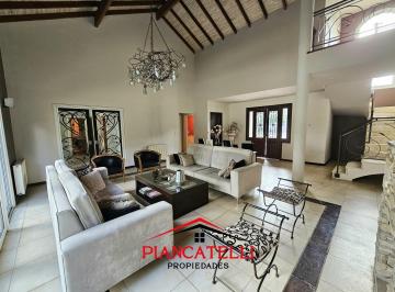 Casa · 1500m² · 6 Ambientes · Venta de Casa con 6 Ambientes en Country San Diego Moreno