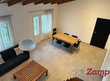Casa · 148m² · 8 Ambientes · 2 Cocheras · Casa en Olivos - Uzal/panam.