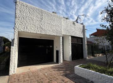 PH · 90m² · 4 Ambientes · 1 Cochera · Casa en Lomas de Zamora (Partido)