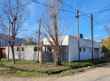 Casa de 1 ambiente, La Plata · Cantisano Propiedades Alquila Casa en Lisandro Olmos, La Plata.