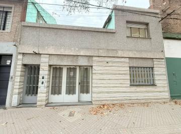 Casa · 67m² · Casa Al Frente Oportunidad a Reciclar