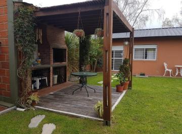 Casa · 110m² · 4 Ambientes · 3 Cocheras · Casa en Venta en Santa Teresita 4 Ambientes