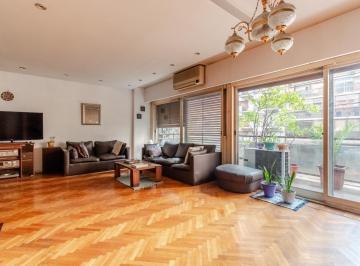 Departamento · 189m² · 4 Ambientes · 1 Cochera · Semipiso I Frente I Amplio Patio I Cochera I Buena Distrib.