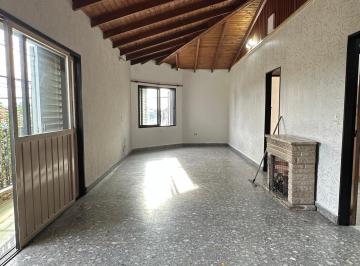 PH de 3 ambientes, La Matanza · PH en Venta 3 Ambientes en Esquina - Oportunidad!