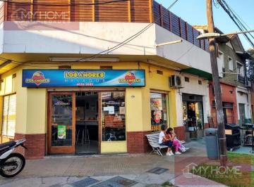 Local comercial · 140m² · 4 Ambientes · Mart. - Fleming/panam. 3 Locales en Excelente Esquina Comercial en Block