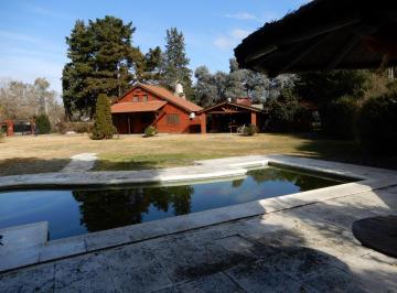 Casa · 92m² · 5 Ambientes · 2 Cocheras · Casa en Venta en El Remanso