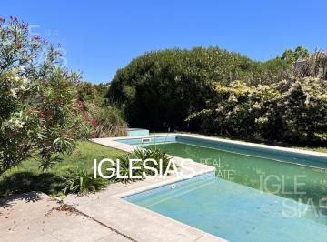 Casa · 330m² · 5 Ambientes · 2 Cocheras · Casa en Venta y Alquiler, Lote Interno en Castores, Nordelta