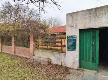 Casa · 60m² · 2 Ambientes · 1 Cochera · Casa en Venta en Punta Lara a Refaccionar