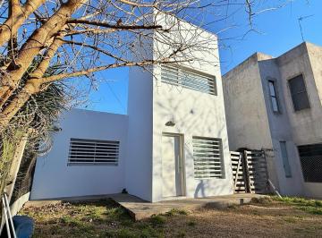 Casa de 3 ambientes, La Plata · Casa en Venta en Villa Elisa
