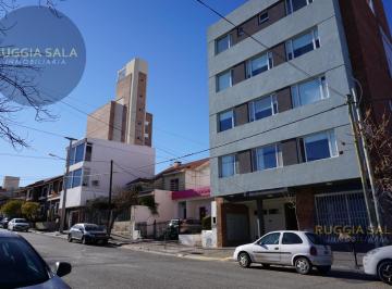 Departamento · 73m² · 4 Ambientes · Departamento - Área Centro Oeste