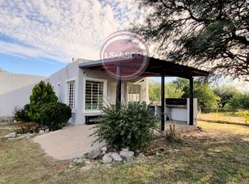 Casa · 42m² · 2 Dormitorios · 1 Cochera · Casa en Cortaderas