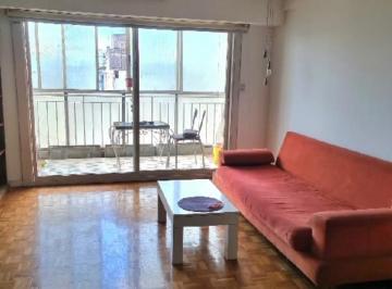 Departamento de 3 ambientes, San Nicolás · Excelente 3 Amb con Balcón Piso Alto y Cochera - San Nicolas