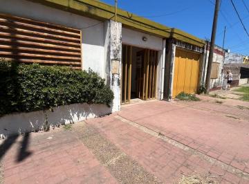 Casa · 150m² · 8 Ambientes · Barrio “la Loma” Leon Zorrilla 5000 Casa Barranqueras.