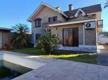 Casa · 398ha · 9 Ambientes · 2 Cocheras · Venta Casa Granja de Funes 3 Dorm Quincho Pileta Apta Credito Bbva