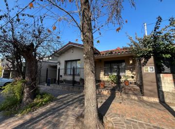 Casa de 4 ambientes, Tigre · Chalet Venta Don Torcuato Tigre Apto Credito Hipotecario