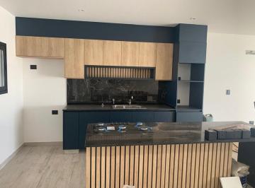 Casa · 162m² · 4 Ambientes · 2 Cocheras · Venta Duplex 3 Dorm en Colinas de Manantiales