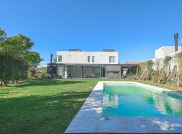 Casa · 167m² · 4 Ambientes · 2 Cocheras · Casa en Venta, Barrio Vistas en Puertos del Lago