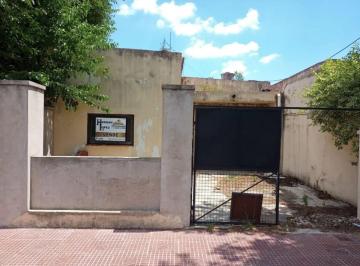 Casa de 3 ambientes, San Fernando · Se Vende Casa con Departamento