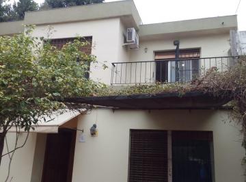 Casa · 193m² · 5 Ambientes · 1 Cochera · Casa en Dos Plantas Apto a Credito en Bella Vista