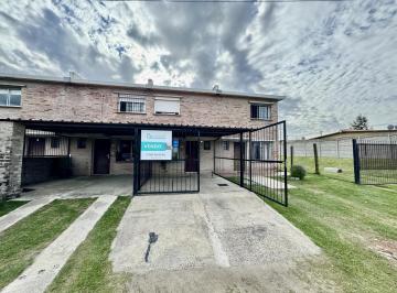 Departamento · 140m² · 4 Ambientes · 1 Cochera · Vivienda de 3 Dorm. con Patio en Complejo