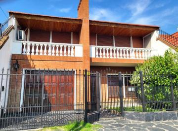 Casa de 4 ambientes, Lomas de Zamora · Vettere Al 200! Oportunidad Impecable