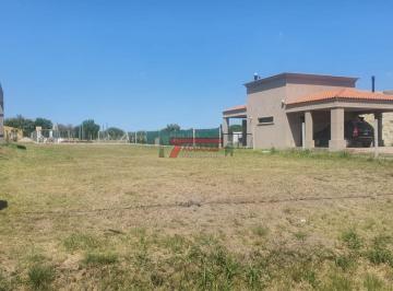 Terreno · 750m² · Venta de Terreno en Oro Verde Zona Residencial.