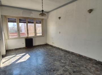 general-san-martin-villa-maipu-alquiler-departamento-3-ambientes · Depto 3 Amb con Terraza