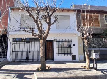 Departamento de 4 ambientes, Neuquén · Se Alquila Dto 2 Dorm. con Cochera, Neuquén