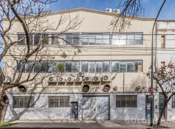 Depósito · 1645m² · Edificio Comercial en Alquiler en Chacarita