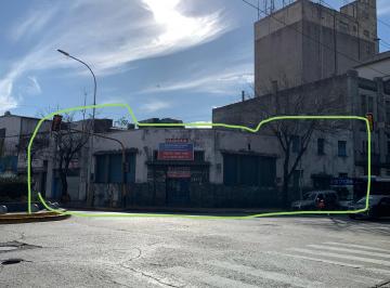 Bodega-Galpón de 15 ambientes, Avellaneda · Gran Oportunidad Oficina + Galpon Local/lote Centro Avellaneda Oferta!