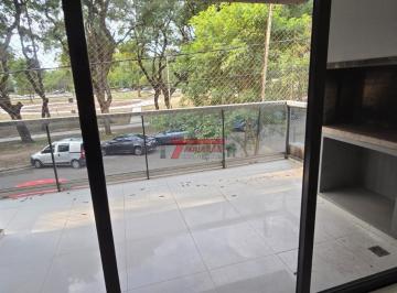 Departamento · 145m² · 3 Dormitorios · Venta de Semipiso en Calle Los Vascos.