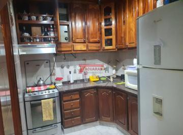 Casa · 222m² · Venta de Casa Calle Blas Parera y Francia.
