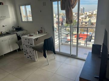 Departamento · 45m² · 3 Ambientes · Departamento en Boedo de 3 Ambientes con Terraza Propia y Lavarropas en Alquiler