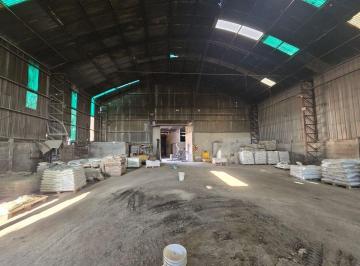 Bodega-Galpón · 2300m² · Venta Galpon 3200 m² Valentin Alsina