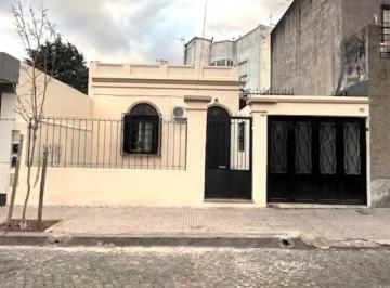 versalles-venta-casa-4-ambientes · Versalles, Casa - 4amb, Cochera, y Jardin Oportunidad,