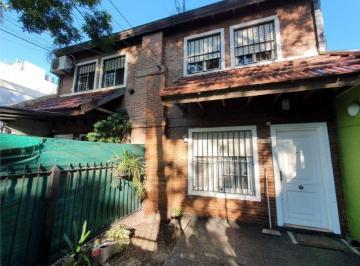 Casa · 84m² · 2 Dormitorios · 1 Cochera · Duplex en Venta de 3 Amb en San Antonio de Padua