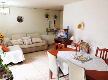 Casa , Rosario · Casa PH 2 Dorm. con Terraza y Potencial de Renta — Barrio Saladillo, Rosario