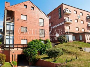 Departamento · 79m² · 5 Ambientes · 2 Cocheras · Departamento en Venta