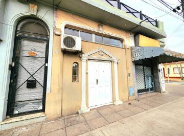 PH de 3 ambientes, Ituzaingó · Local con Vivienda Venta en Ituzaingo