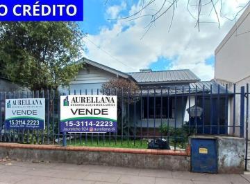 Casa · 164m² · 3 Ambientes · 1 Cochera · Casa de 4 Ambientes en Venta + Depto de 2 Amb - Apta Credito