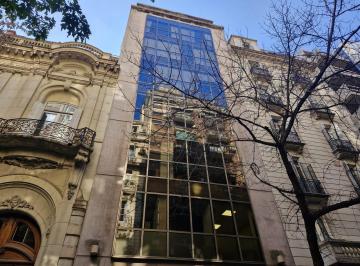 Oficina comercial · 190m² · 1 Cochera · Oficina Moderna y Luminosa a La Venta en Recoleta