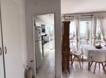 Departamento · 80m² · 5 Ambientes · 1 Cochera · Departamento - Jardines de La Estanzuela
